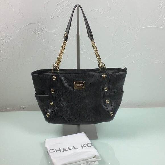 Michael Kors Delaney Gold hardware & Chain Link Studded shoulder bag w dust bag - Picture 1 of 16